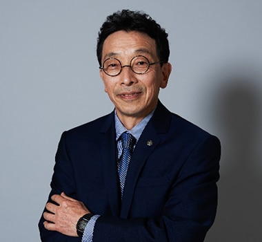About Kikuo Ibe